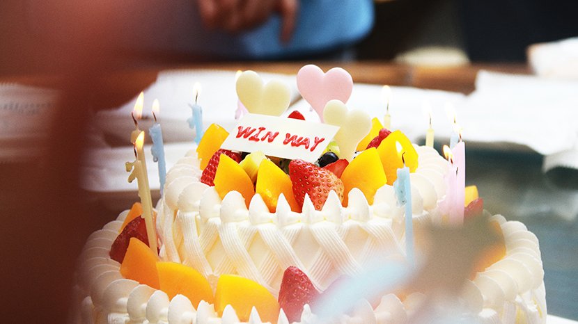 生日快乐,走一个!金年会机械给员工寿星来一场惊喜生日派对 生日快乐,走一个!金年会机械给员工寿星来一场惊喜生日派对